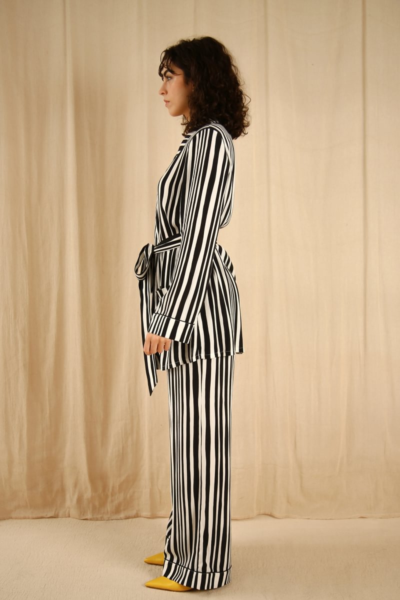 Pamela Smoking Suit Mono Stripe