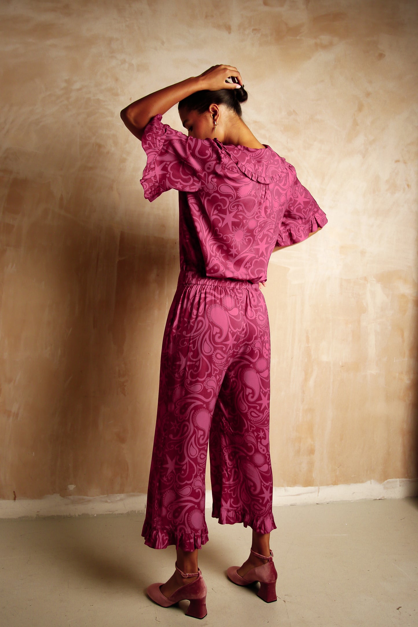 Selene Ruby Paisley Set