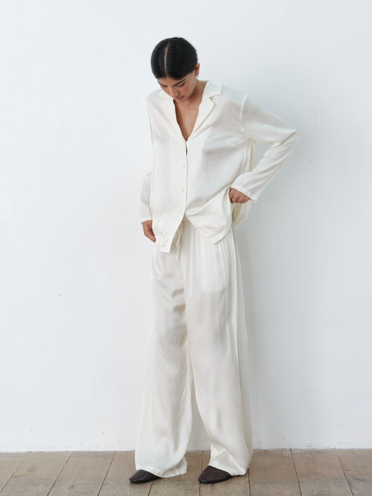 Jondal satin set