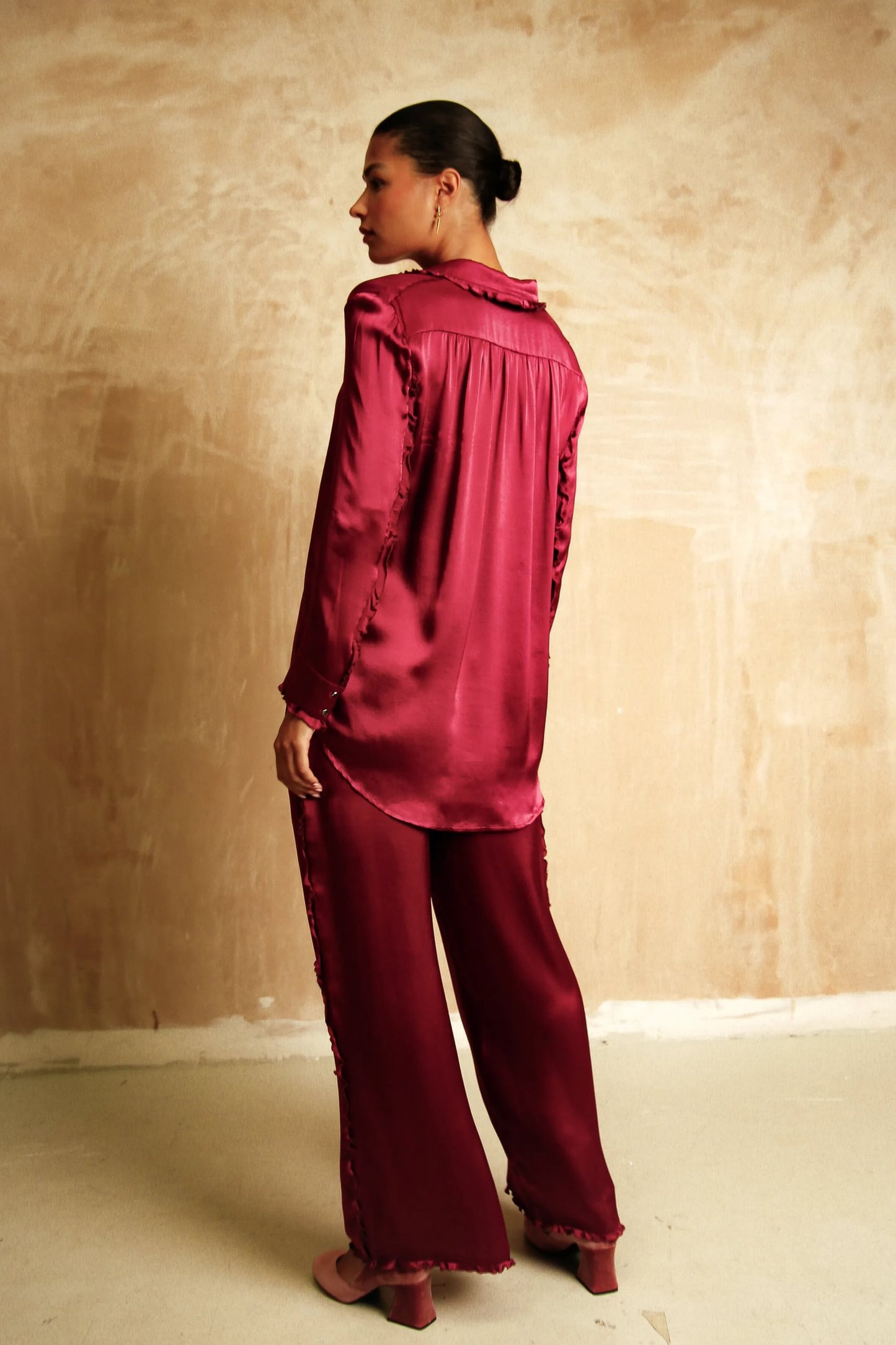 Vogue Ruby silk set