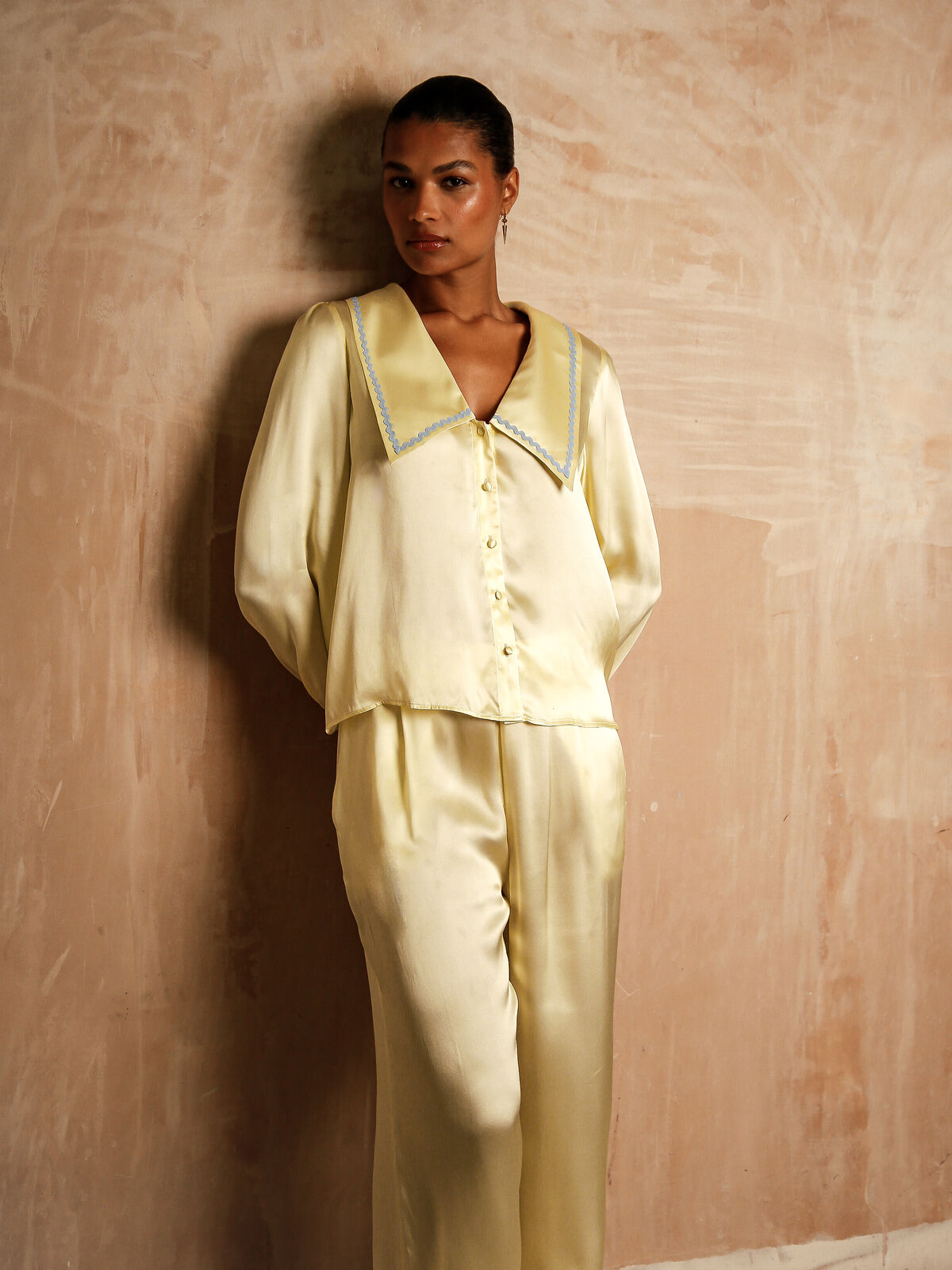 Frenchie Pear Silk Set