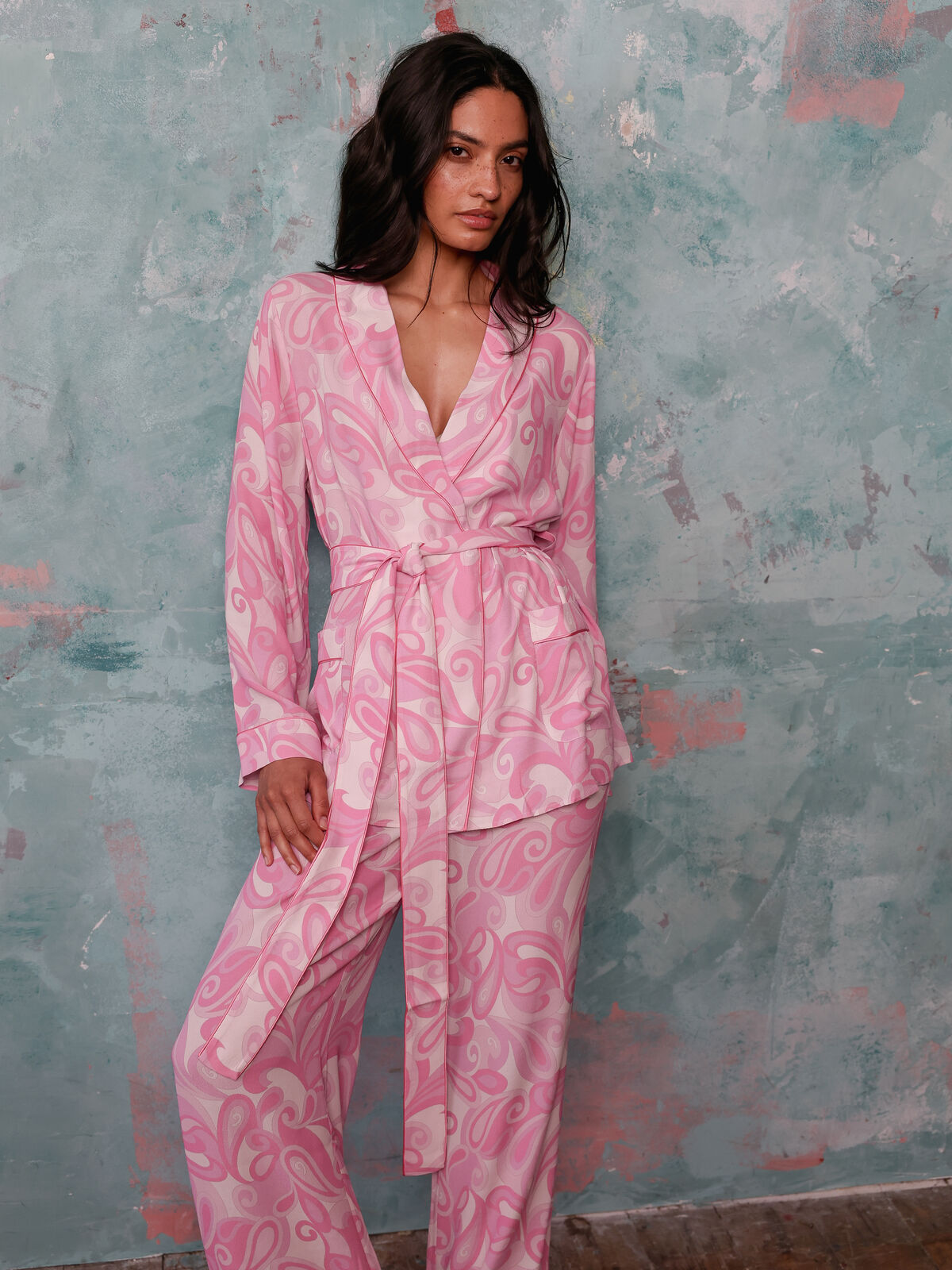 Rizzo pink swirl smoking suit