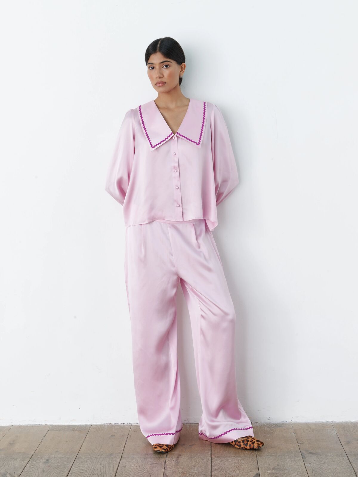 Frenchie pink silk