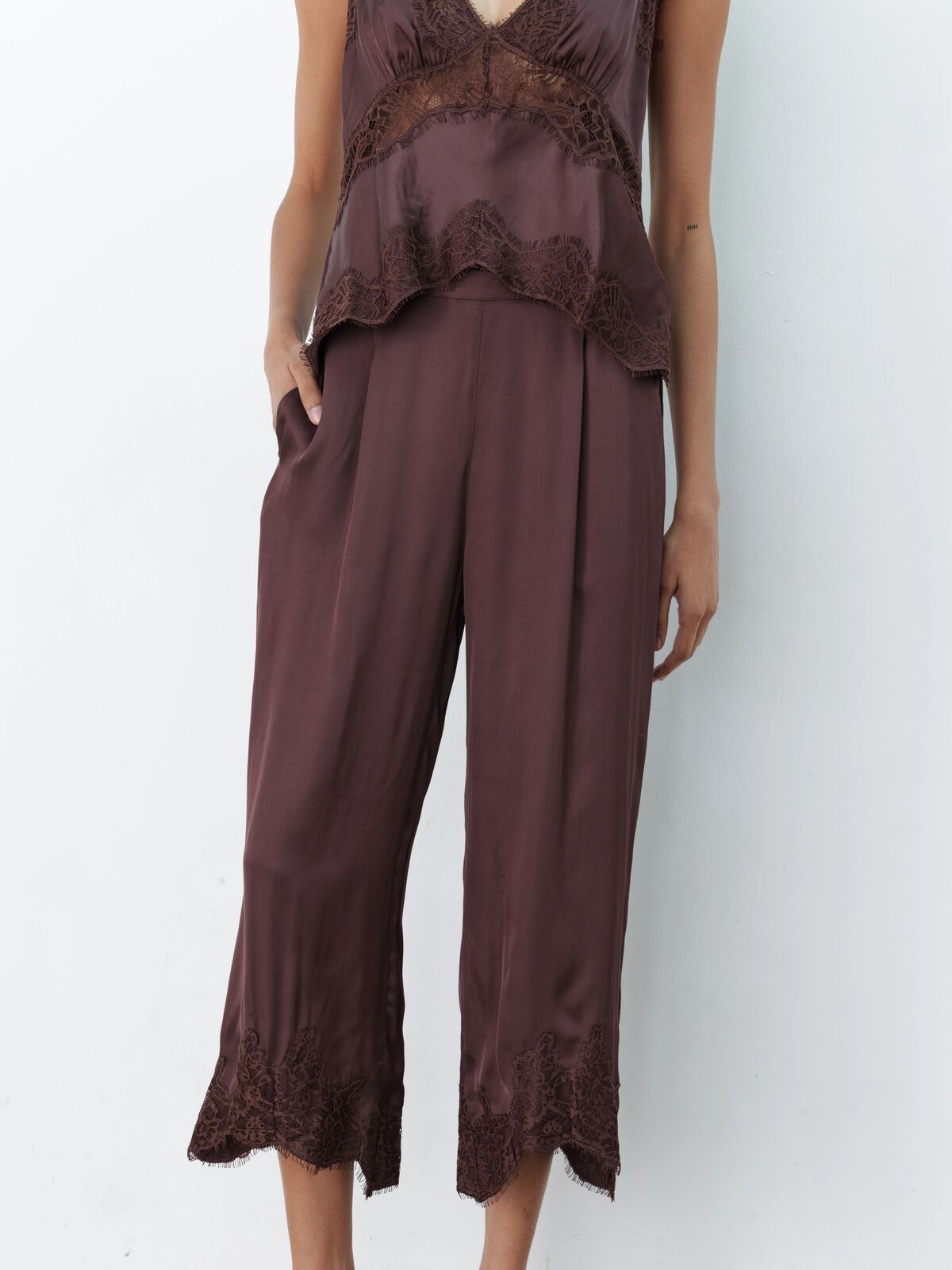 Jasmine lace trouser brown
