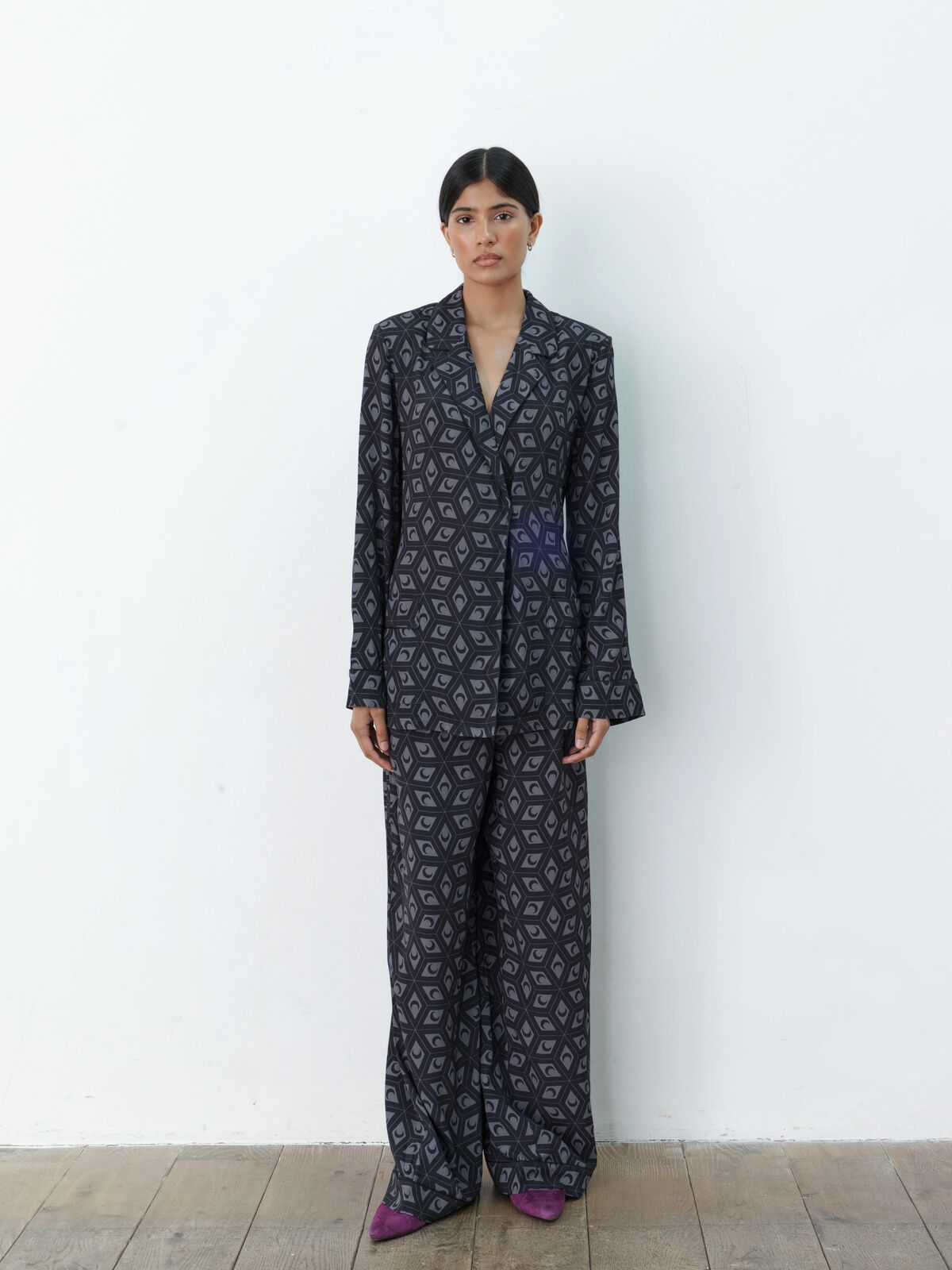 Pamela Suit Moonless Night