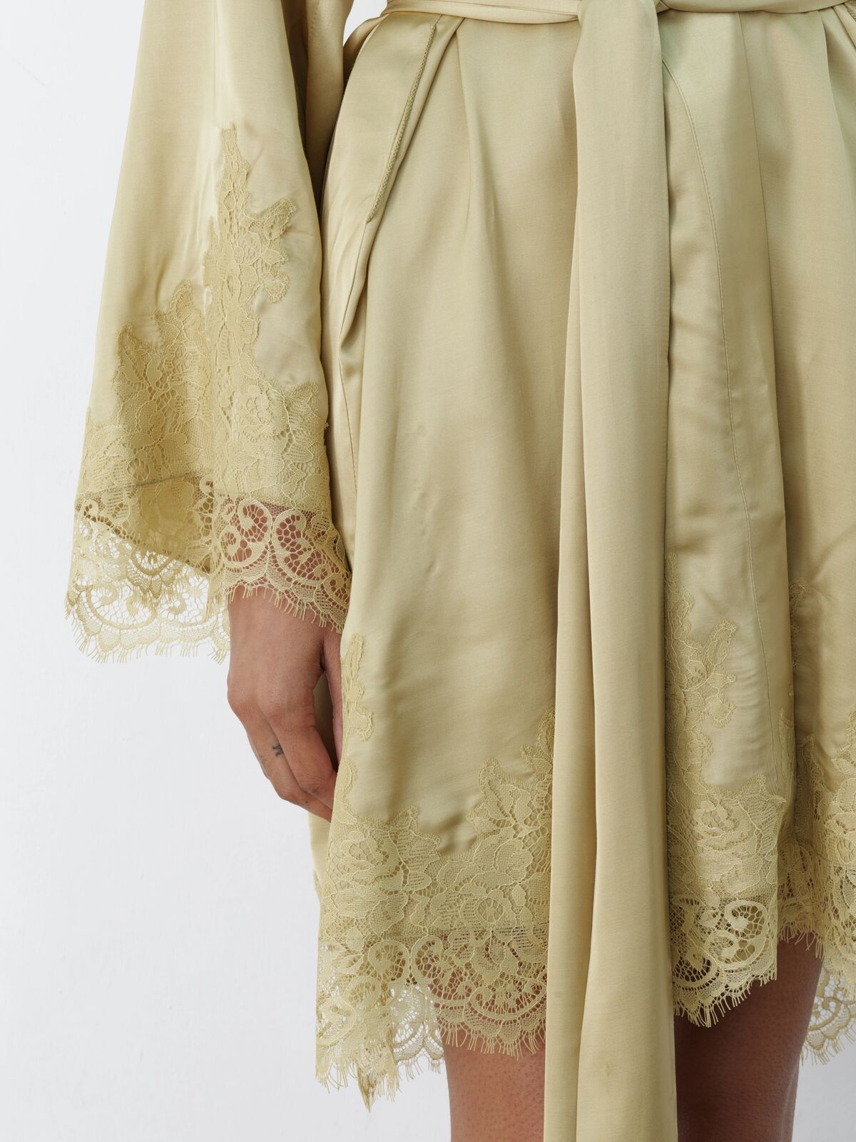 Venice lace robe chartreuse