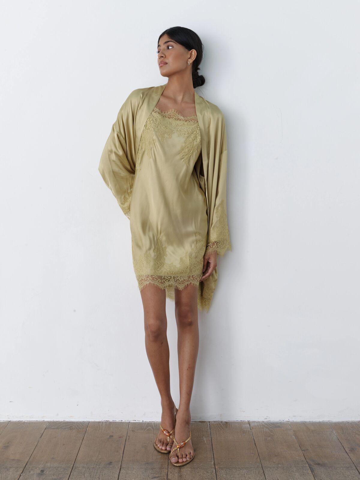 Venice lace robe chartreuse